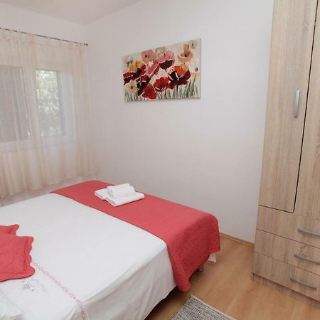 Apartman Tone 特罗吉尔 外观 照片