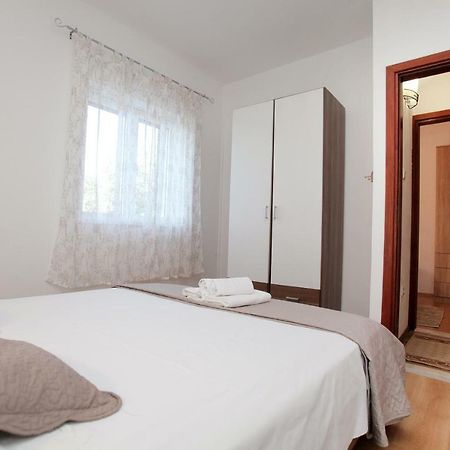 Apartman Tone 特罗吉尔 外观 照片