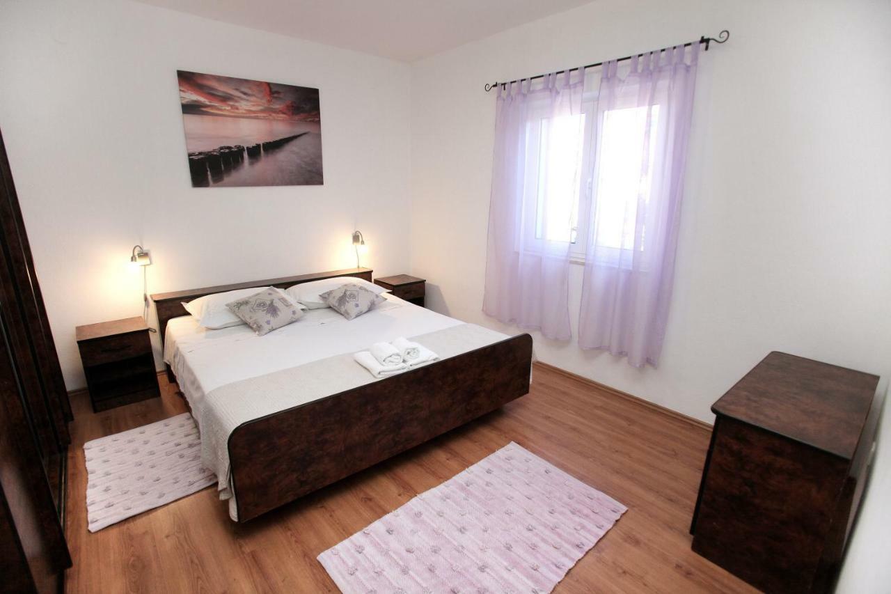 Apartman Tone 特罗吉尔 外观 照片
